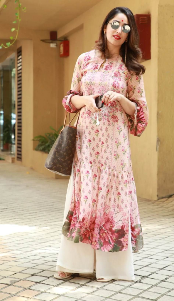attractive kurti designs that will make your style swell in glam!