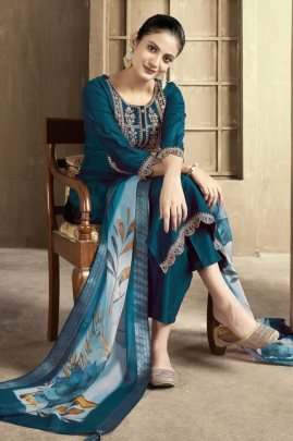 “Rama Green Premium Charm Set