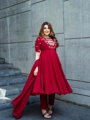 3.8 Flair Heavy Georgette Gown With Four Side Border Dupatta