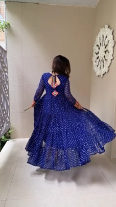 7 Meter Flair Mirror Work Navratri Gown