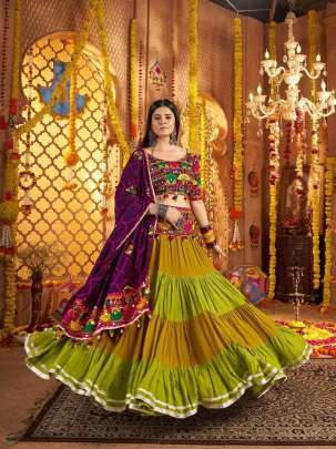 8 Miter Full Flair Navratri Lehenga Choli With Dupatta