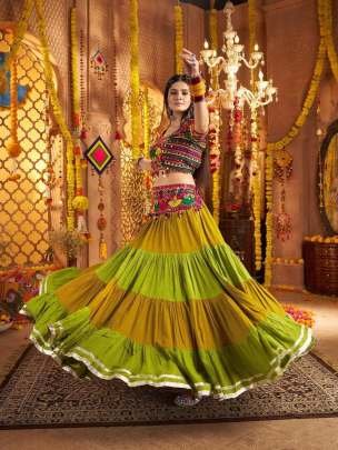 8 Miter Full Flair Navratri Lehenga Choli With Dupatta