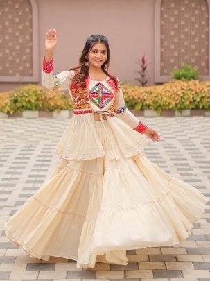 9 Meter Flair Gamthi Work Navratri Lehenga