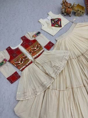 9 Meter Flair Gamthi Work Navratri Lehenga