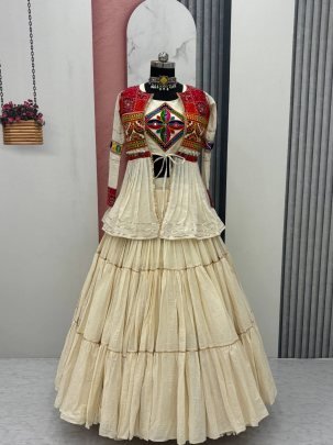 9 Meter Flair Gamthi Work Navratri Lehenga