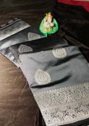 Exclusive Banarasi Silk Saree With Waving Silver Zari In Grey Banarasi Silk Saree