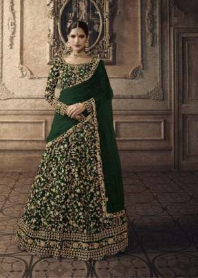 Exclusive Designer Lehnga Choli With Embroidery Work In Bottle Green