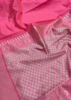 Exclusive Kanchipuram Silk Saree In Pink partywear sarees