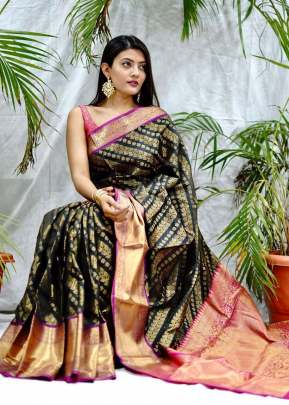 Kanan Dark Green Black Saree In Kanchipuram  Sarees