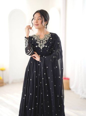 Beautiful Black Party Wear Anarkali Suit Set