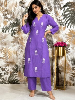 Cotton 60-60 Fabric Lavender Colour Co Ord Set