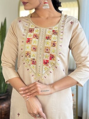 Cream Rayon Kurta Set Featuring Printed Silk Chiffon Dupatta