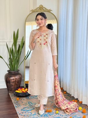 Cream Rayon Kurta Set Featuring Printed Silk Chiffon Dupatta