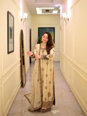 Designer Georgette Embroidered White Suit With Zari And Sequin Work