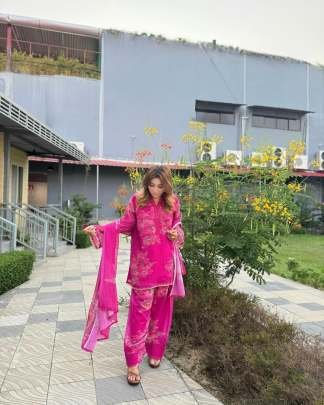 Designer Pure Georgette Digital Printed Top Suit With Pent And Dupatta