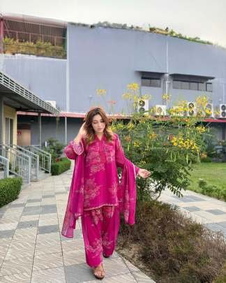 Designer Pure Georgette Digital Printed Top Suit With Pent And Dupatta