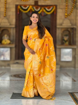 Designer Soft Banarasi Silk Saree With Zari Swan Design And Weaving Border