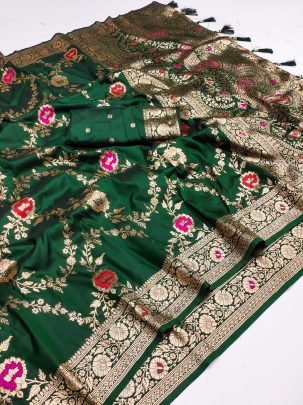 Elegant Dark Green Paithani Silk Saree With Flower Design Pallu