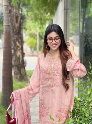 Elegant Digital Print Georgette Baby Pink Suit Set With Farshi Plazzo And Dupatta
