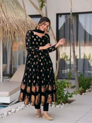 Elegant Ethnic Black And Golden Georgette Gown