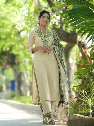 Elegant Khadi Cotton Embroidered White Kurti With Silk Dupatta