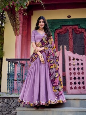 Elegant Lavender Vichitra Silk Embroidered Lehenga With Kalamkari Print Dupatta