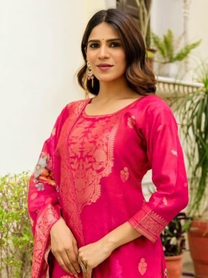 Elegant Rani Pink Pure Chanderi Cotton Kurta Paired With Chanderi Dupatta