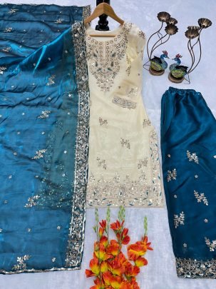 Ethenic Heavy Silk Embroidered Cream Kurti Pant Set With Teal Dupatta