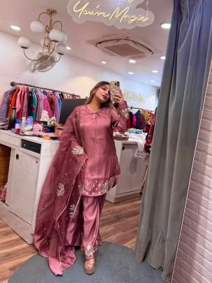 Fancy Salmon Pink Pure Natural Crepe Silk Embroidered Top Plazzo Set With Organza Dupatta