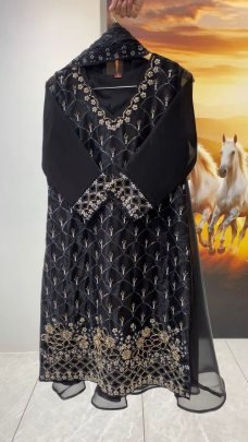 Fendy Fabric Black Colour Palazzo Suit
