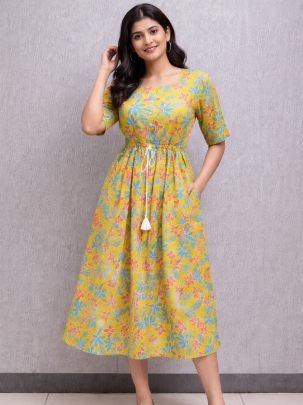 Flower Print  Yellow Colour  One Pices Dress