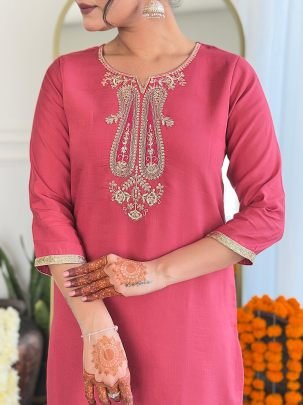 Gajri Chanderi Embroidered Kurta Pant Set