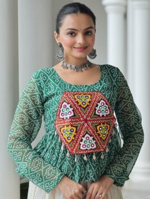 Gamthi Patchwork Work Green Colour Navratri Top