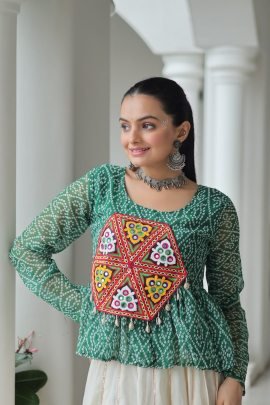 Gamthi Patchwork Work Green Colour Navratri Top
