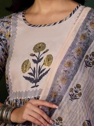 Gray  Colour Silk Fabric Kurti 3 Pcs  Set