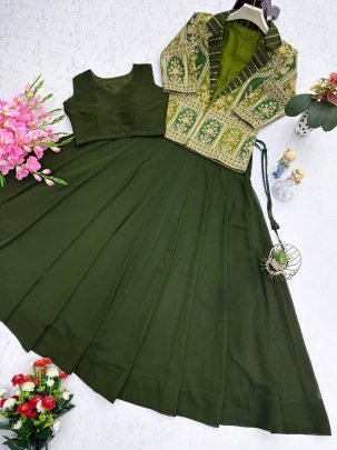 Green Majesty Designer Gown Set