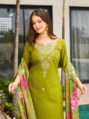 Green Viscose Kurta, Pant And Jacquard Dupatta Set