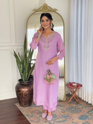 Lavender Rayon Kurta Pant Set With Dupatta