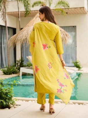 Lemon Rayon Slub Ethnic Set With Organza Dupatta