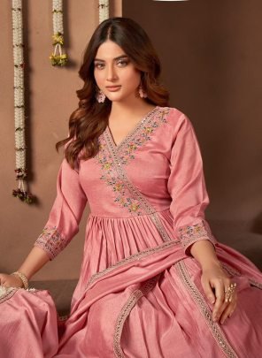 Light Pink Suit With Trouser And Dupatta