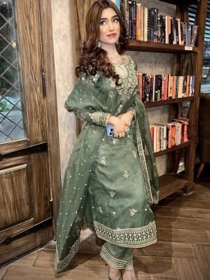 Luxurious Green Sequins Embroidery Work Kurti Plazzo Set With Beautiful Organza Silk Dupatta