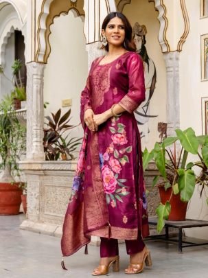 Maroon Pure Chanderi Cotton Kurta With Viscose Gadhwal Bottom