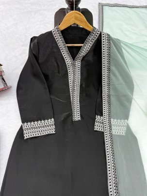 Midnight Grace Glass Fabric Embroidered Kurta Set