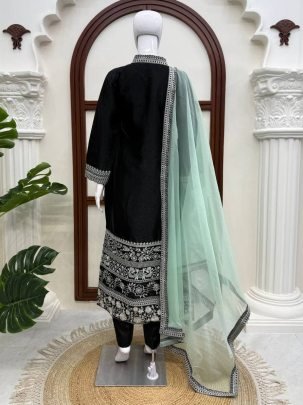 Midnight Grace Glass Fabric Embroidered Kurta Set