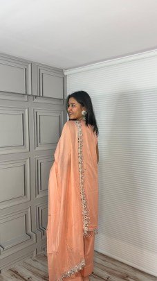 Monsoon Glow Desi Style  Peach Color Set