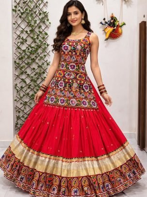 Navratri  Special Indowestern Lehenga Set With Gamthi Work