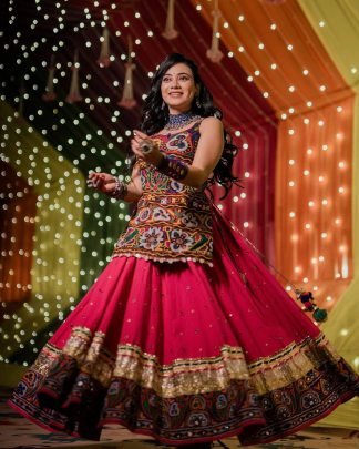 Navratri  Special Indowestern Lehenga Set With Gamthi Work