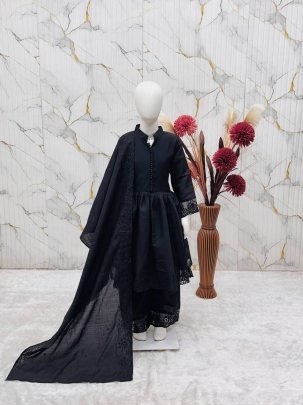 Noir Princess Kids Luxury Roman Silk Gown Set