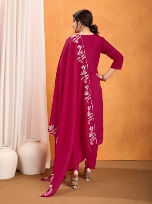 Pink Pearl Three Quarter Sleeves 3 Pis Set