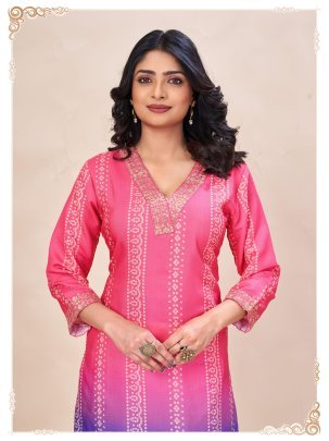 Pink Rayon Bandhani Printed Ethnic Kurti Pant